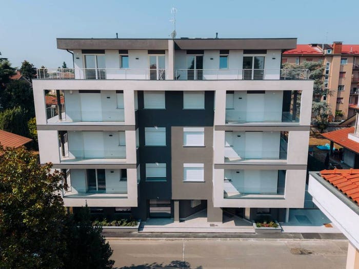 Casa quadrilocale in vendita in Via Giacomo Leopardi, Centro, Parabiago