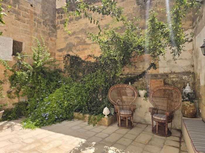 Casa trilocale in vendita in Via Oronzo Costa, Centro, Alessano