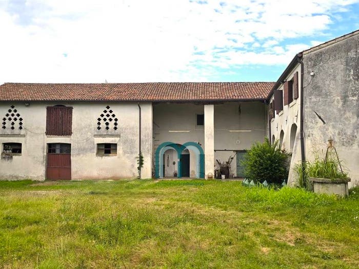 Casa con 6 locali in vendita in Via Porara, Mirano Paese, Mirano