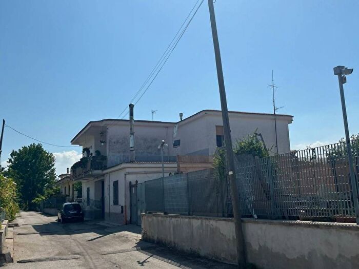 Casa quadrilocale in vendita in Via Romani, Centro, Sant'Anastasia