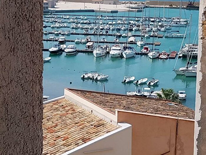 Appartamento quadrilocale in vendita in Centro, Castellammare del Golfo