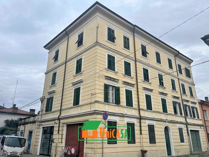 Appartamento trilocale in vendita in Via San Giovanni Bosco, Centro, Monfalcone