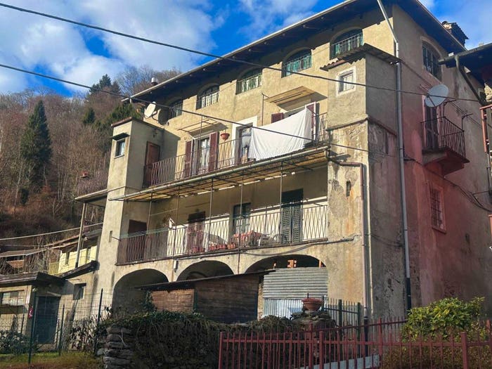 Casa quadrilocale in vendita in Località Brugarolo, Cravagliana