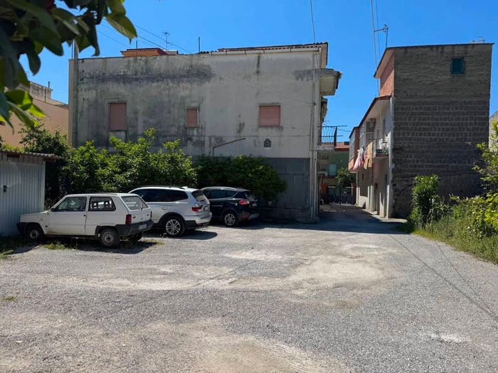 Casa con 5 locali in vendita in Viale Regina Margherita, Mondragone