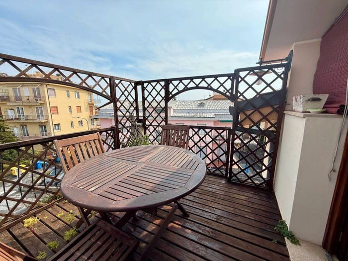 Appartamento trilocale in vendita in via guido gozzano, Centro, Loano