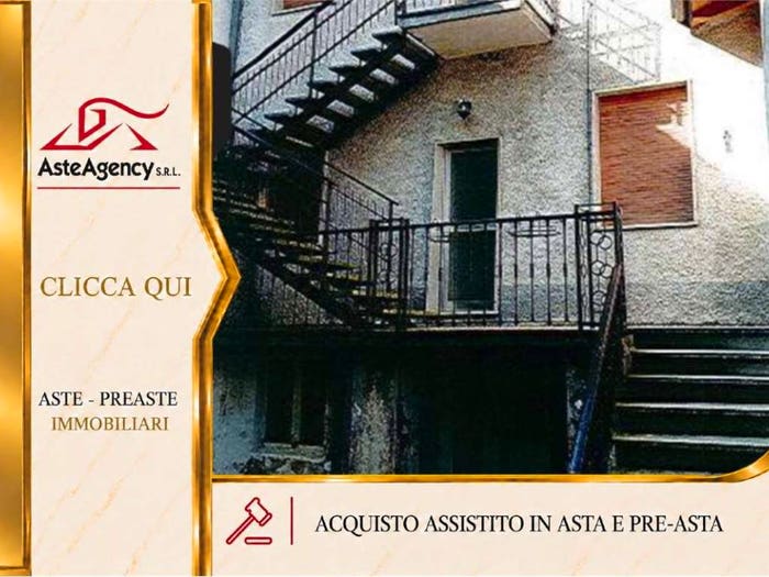 Appartamento quadrilocale in vendita in Via Alessandro Volta, Centro, Cortenova
