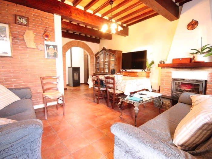 Appartamento quadrilocale in vendita in Via per Camaiore, San Marco Acquacalda, Lucca