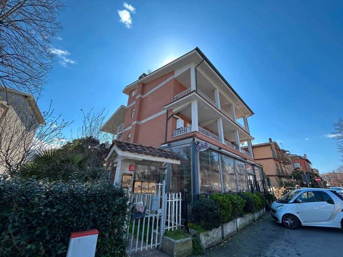 Appartamento quadrilocale in vendita in Via dello Stadio, Zona Stadio La Fonte, Monterotondo