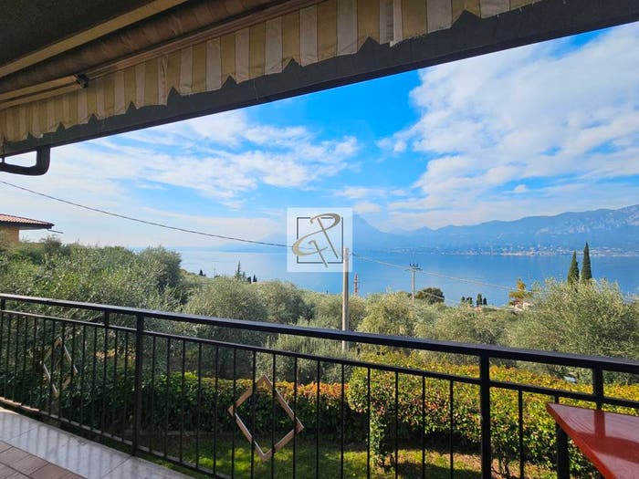 Casa con 6 locali in vendita in Via Pai di Sotto, Pai, Torri del Benaco