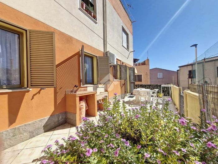 Appartamento bilocale in vendita in Via Giovanni XXIII, Centro, Castelsardo