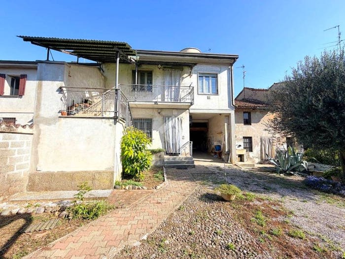 Casa con 5 locali in vendita in Via IV Novembre, Centro, Paderno Ponchielli