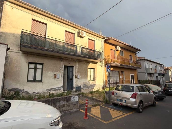Appartamento quadrilocale in vendita in Centro, Camporotondo Etneo