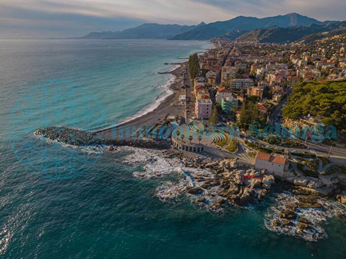 Casa in vendita in Via Aurelia, Piani di Borghetto Ospedale, Bordighera