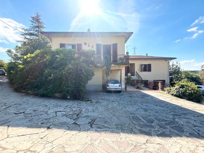 Casa con 6 locali in vendita in Via Giuseppe Romita, San Quirico In Collina, Montespertoli