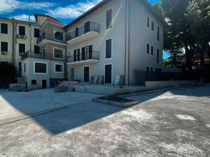 Casa trilocale in vendita in Via Vecchia di Marino, Squarciarelli Casalaccio Pratone, Grottaferrata