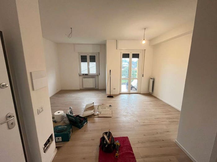 Appartamento trilocale in vendita in Via Guglielmo Marconi, Centro, Vergiate