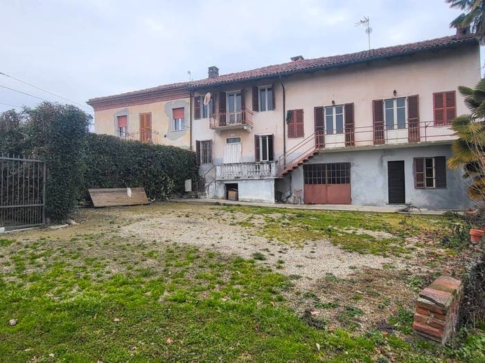 Casa con 6 locali in vendita in Via Cesare Battisti, Villa San Secondo