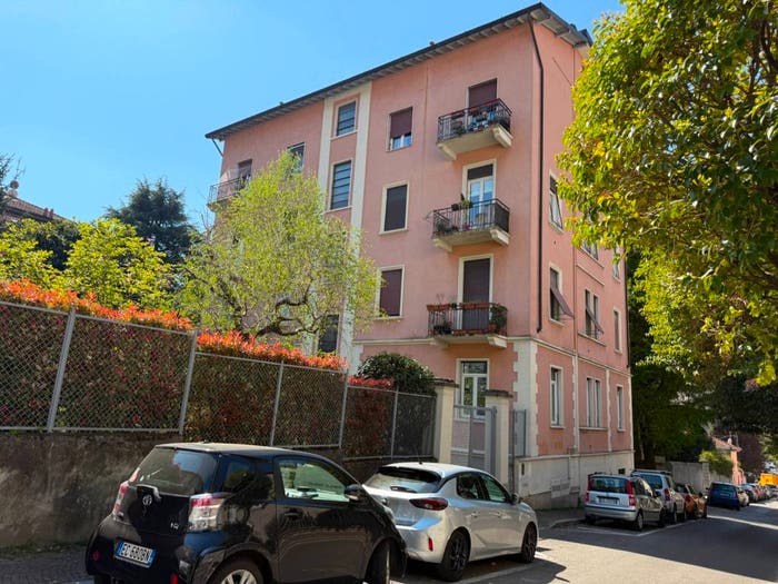 Appartamento quadrilocale in vendita in Via Dante Alighieri, Borghi, Como