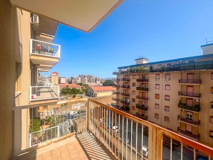 Appartamento trilocale in vendita in Via Polito, Zisa, Palermo