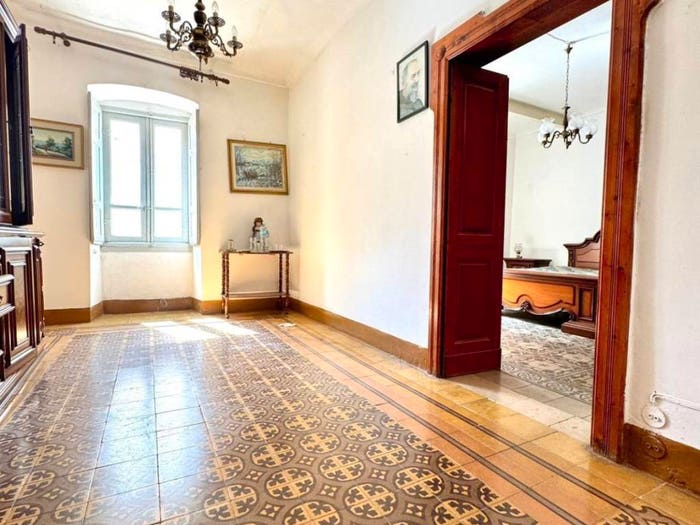 Casa quadrilocale in vendita in Via Angioi, Centro, Osilo