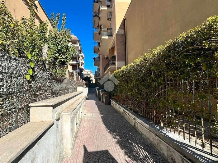 Appartamento trilocale in vendita in Via La Spezia, Centro, Ladispoli
