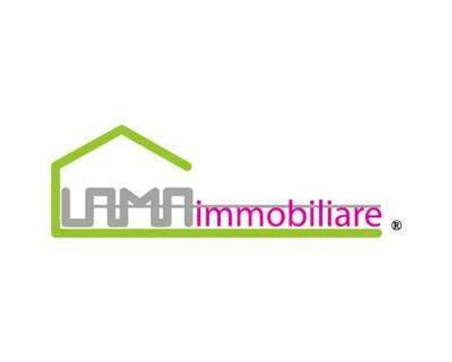 Appartamento con 6 locali in vendita in Via Orazio, Posillipo, Napoli