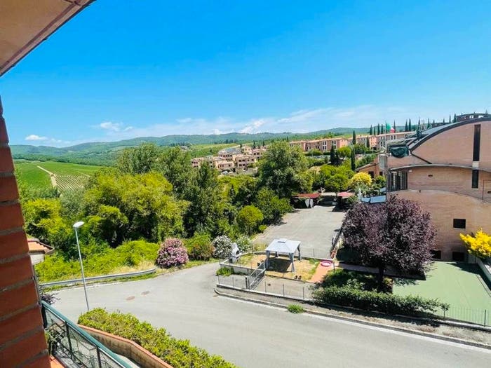 Appartamento con 5 locali in vendita in Quercegrossa, Castelnuovo Berardenga