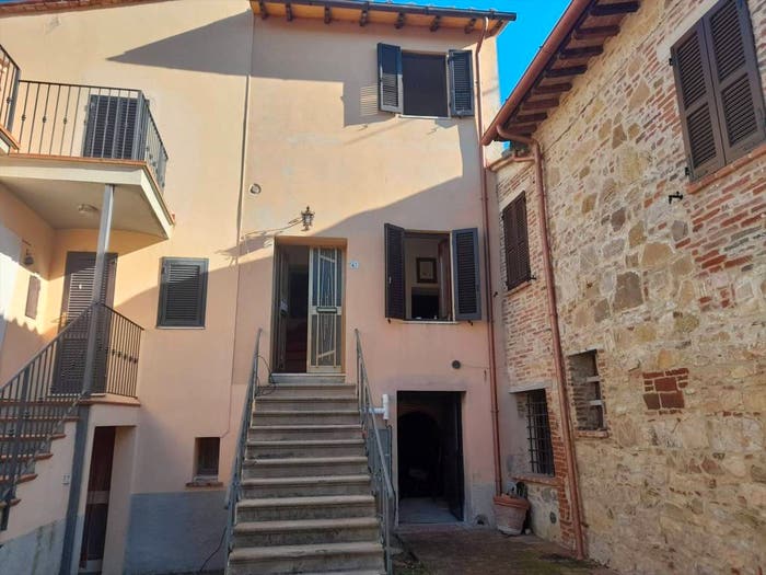 Casa bilocale in vendita in Via del Giglio, San Fatucchio, Castiglione del Lago