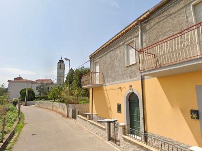 Appartamento quadrilocale in vendita in Via Madonnuzza Naso ME Italia, Naso