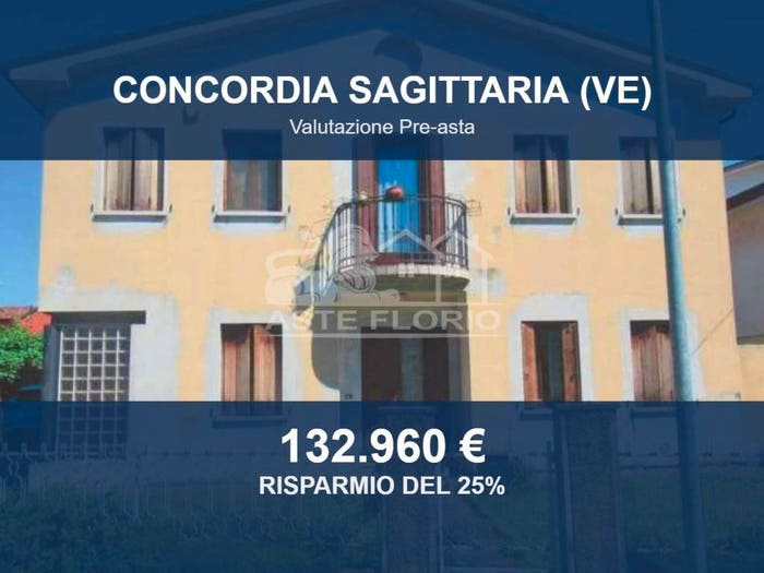 Casa con 6 locali in vendita in Via Confine, Centro, Concordia Sagittaria