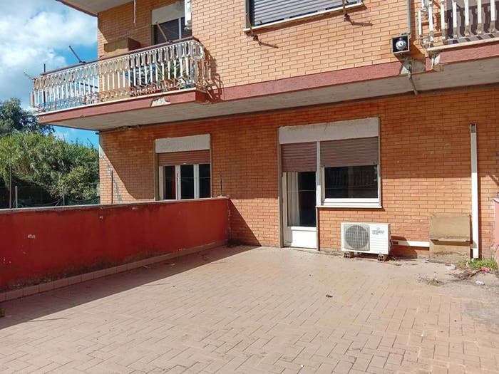 Appartamento con 5 locali in vendita in Via Appia Nord, Centro, Cisterna di Latina