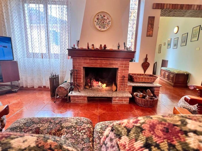 Casa con 5 locali in vendita in Corso Vittorio Emanuele III, Centro, Castiglione del Genovesi