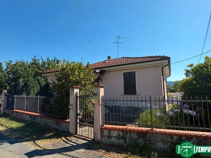 Casa quadrilocale in vendita in Via Pedemonte, Centro, Arcola
