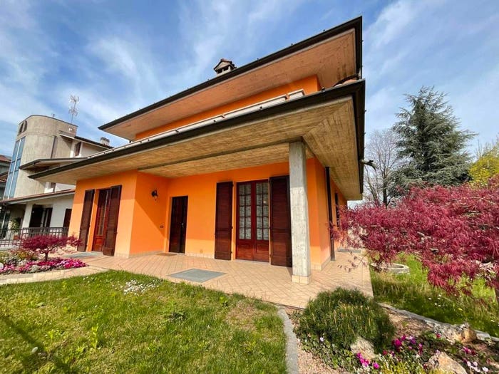 Casa con 6 locali in vendita in Via Andrea Doria, Sforzatica, Dalmine