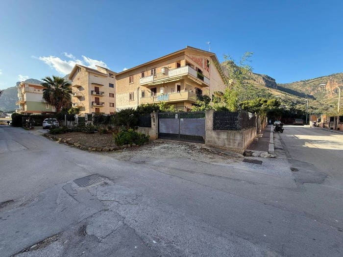 Appartamento con 5 locali in vendita in Contrada Gemma d'Oro, Castellammare del Golfo