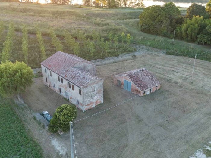 Casa con 6 locali in vendita in Via Aldo Chiorboli, Francolino, Ferrara