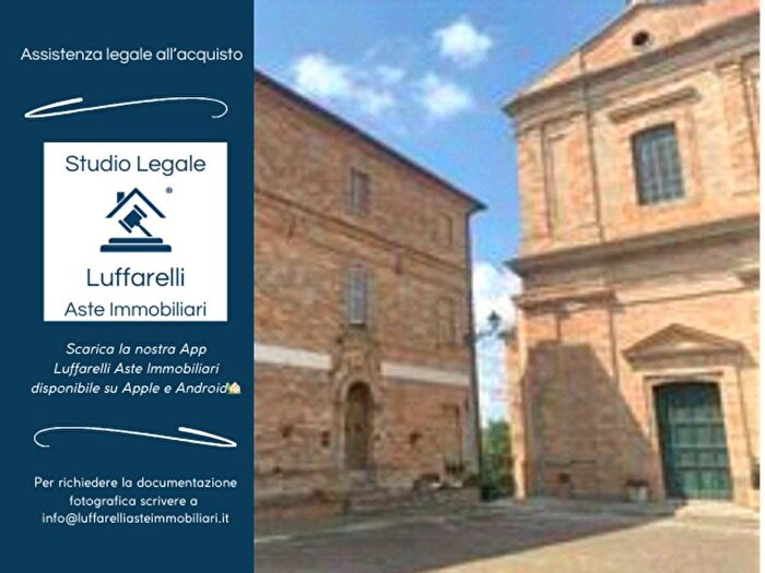 Appartamento con 6 locali in vendita in Piazza San Vittore, Petritoli