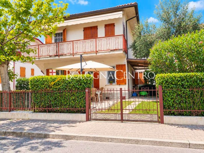 Appartamento trilocale in vendita in Via Antonio Pigafetta, Lido di Savio Lido di Classe, Ravenna