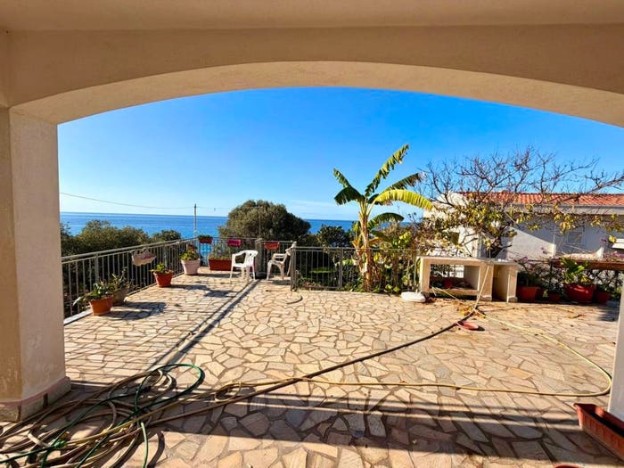 Casa con 5 locali in vendita in Via Santa Maria, Bonifati