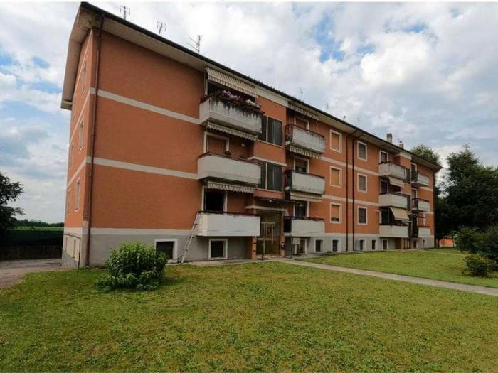 Appartamento trilocale in vendita in Via P Nenni, Camairago, Castelgerundo