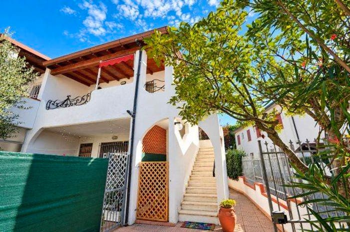Casa trilocale in vendita in Via Monte Ortigara, Lido degli Scacchi Lido di Pomposa, Comacchio