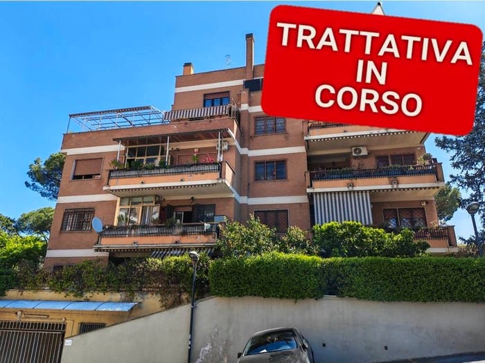 Appartamento trilocale in vendita in Via Apricale, Torrevecchia, Roma
