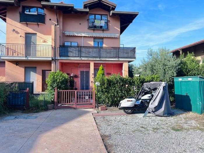 Appartamento bilocale in vendita in Via Roma, Bonate Sopra