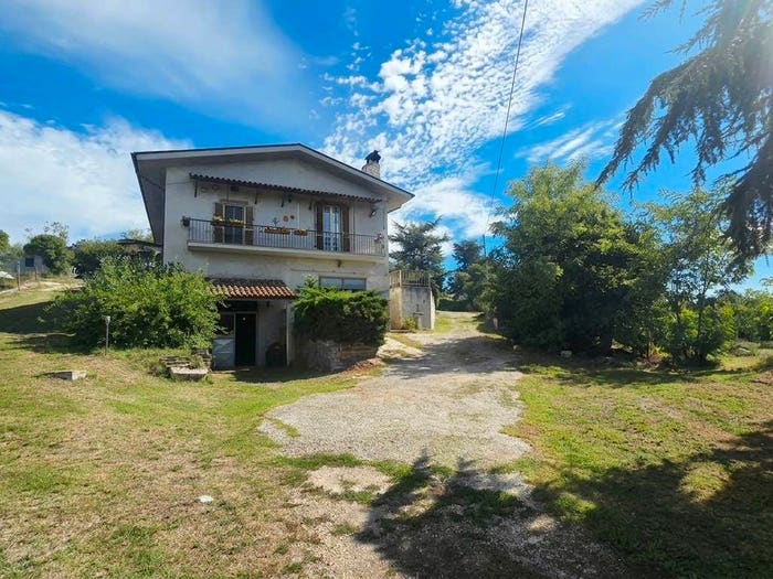 Casa quadrilocale in vendita in Colle Comare, Genazzano
