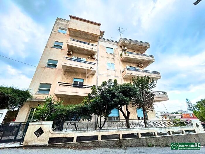 Appartamento con 5 locali in vendita in Reggio Calabria