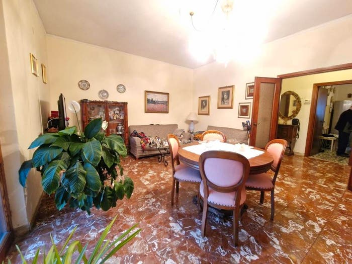 Appartamento con 5 locali in vendita in Centro, Carrara