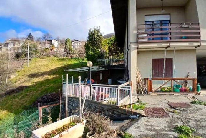 Casa con 6 locali in vendita in Località Ronchi Inf Salto, Centro, Cuorgnè