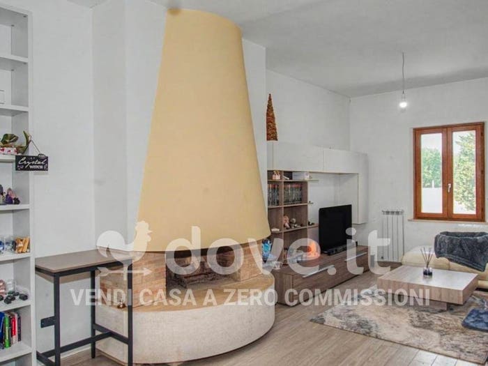 Casa trilocale in vendita in Località Cascina, Vitellino, Castiglione del Lago