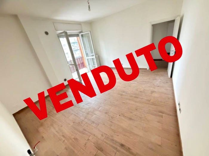 Appartamento trilocale in vendita in Via Emilio Osculati, Via Lecco Via Bergamo, Monza