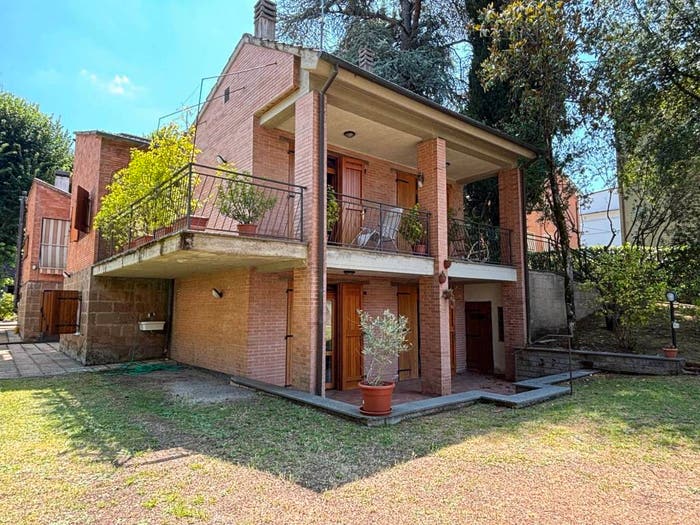 Casa con 6 locali in vendita in Via Cassia, Centro, Acquapendente